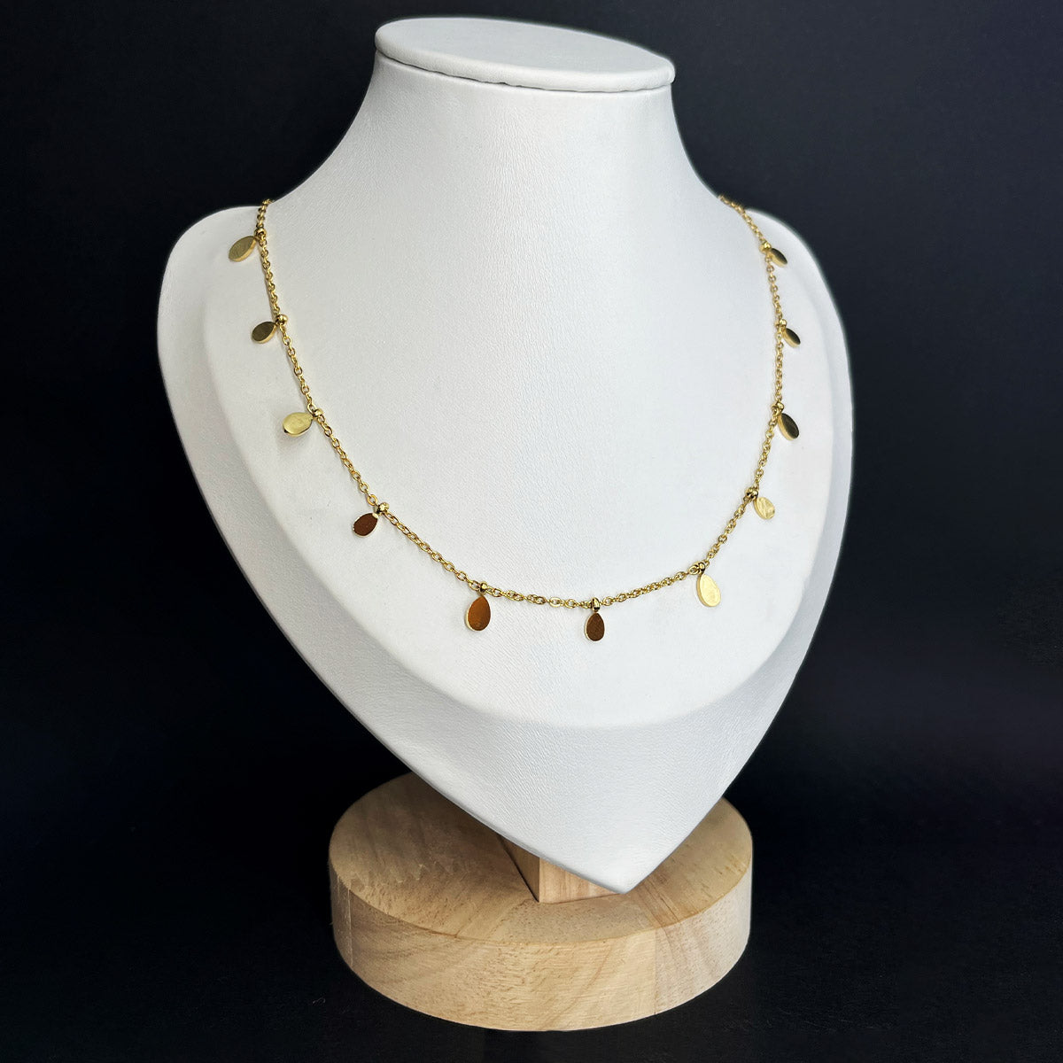 Barq Necklace