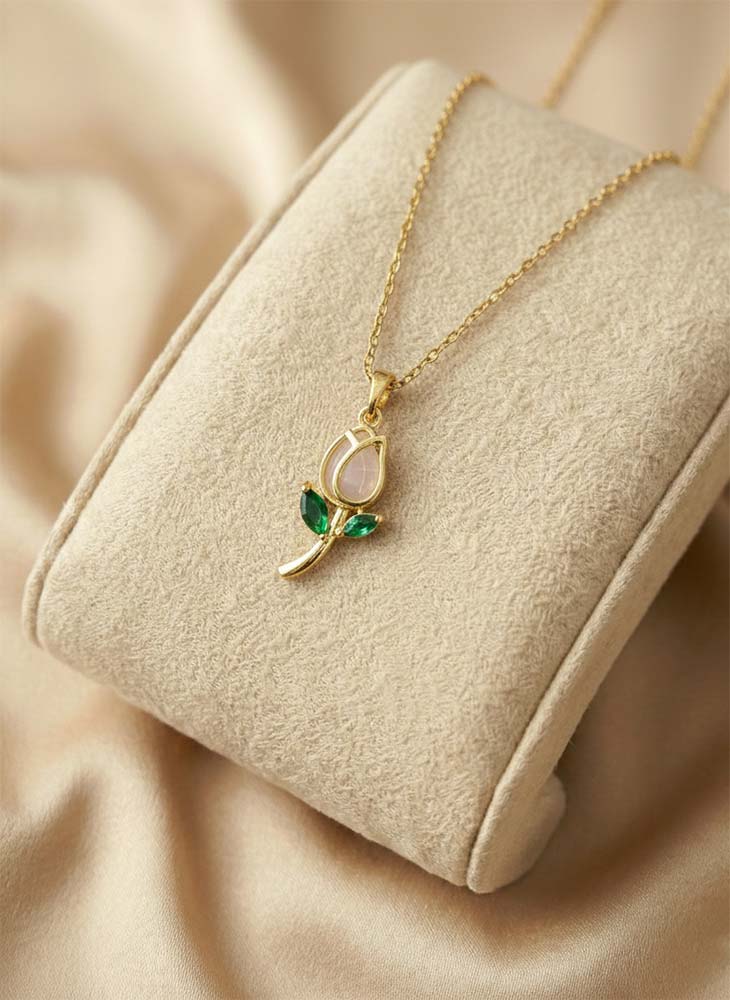Green Stone Flower Necklace