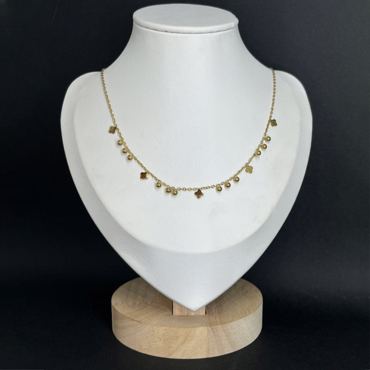 Barq Necklace