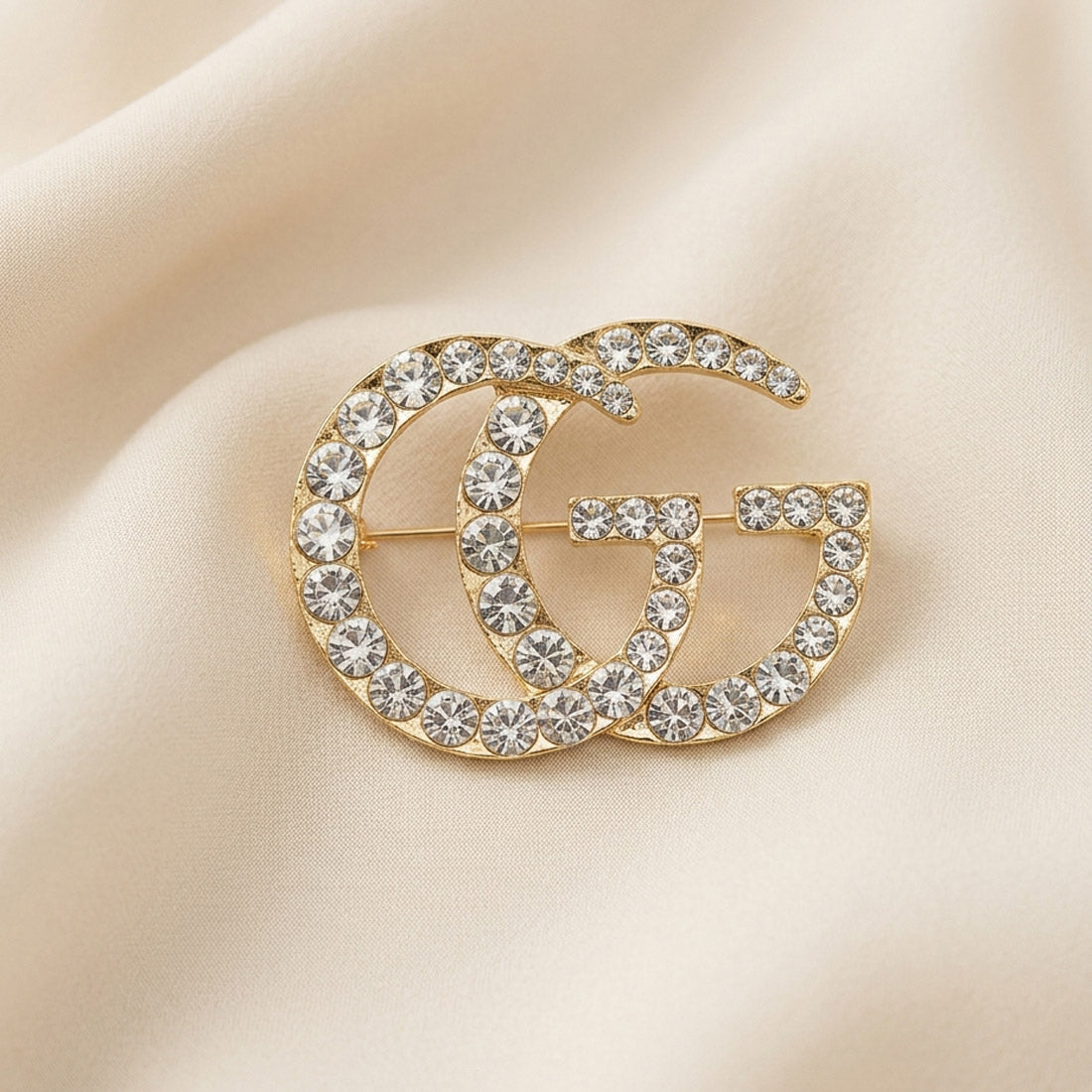 Gucci brooch for women