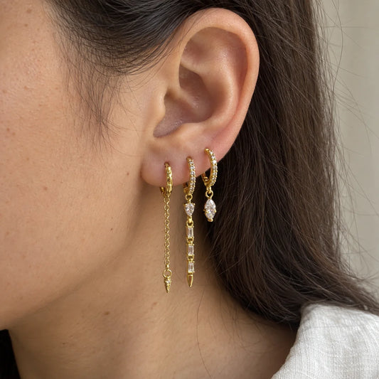 Dewdrop Chain Set worn on an adult model ear